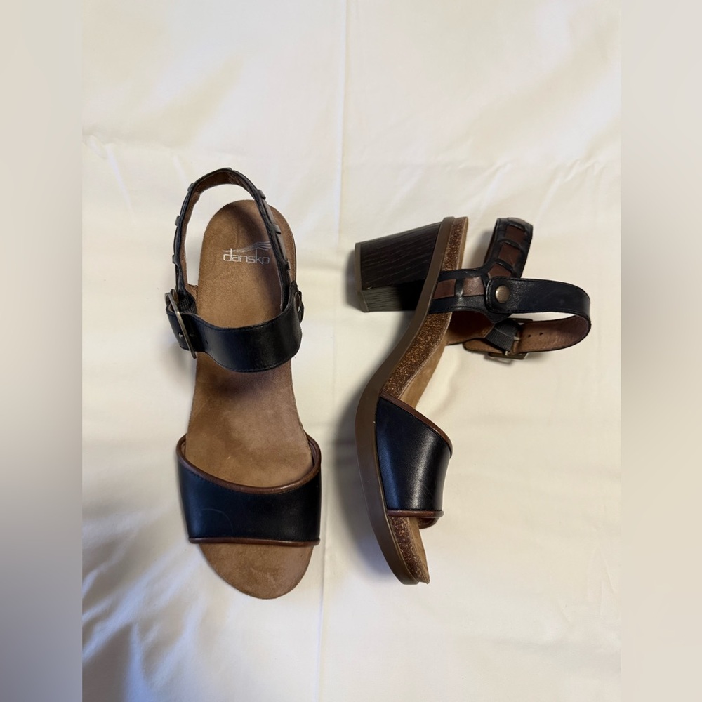 DANSKO | SZ 41 (US 11) | Black Leather Debby SLINGBACK Heel Sandals - Picture 1 of 12